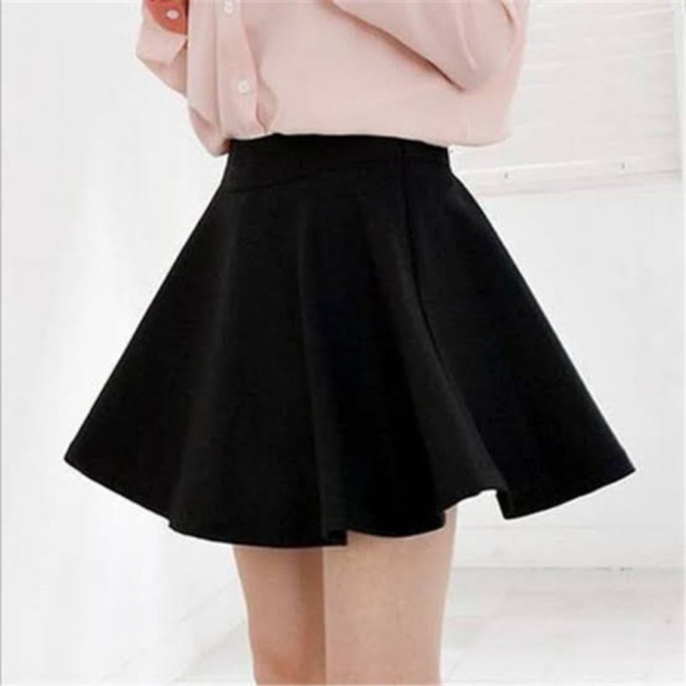 90% NEW SIZE 25-27 BLACK A SKIRT